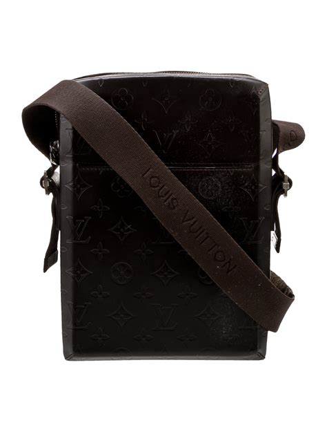 LOUIS VUITTON Monogram Glace Bobby Brown 